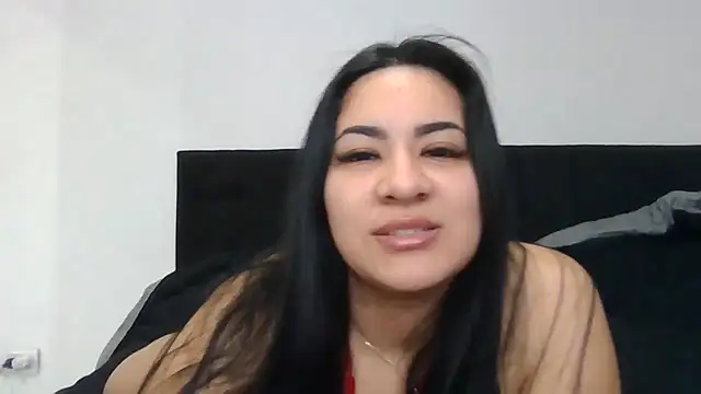 Agusgold22 online show from June 25, 2026, 12:54 pm