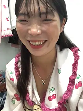 cuty lusy online show from June 21, 2026, 2:28 am