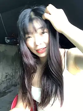 cuty lusy online show from June 17, 2026, 1:49 am