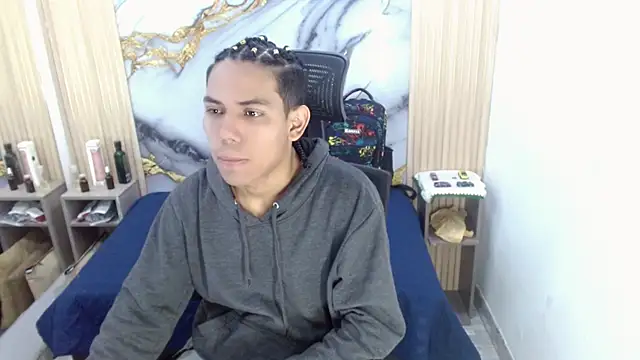 DaviidBuckx  online show from June 26, 2026, 2:28 am