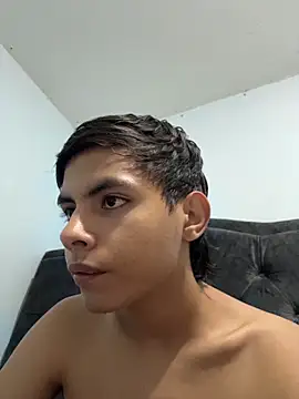 two cam latin online show from February 27, 2026, 5:07 am