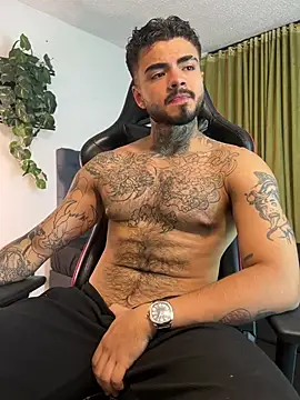 Benjii Carter1 online show from June 26, 2026, 1:00 am
