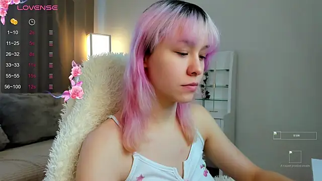 EmilyTrase online show from June 8, 2026, 1:11 am