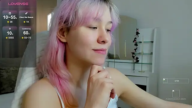 EmilyTrase online show from June 12, 2026, 1:14 am