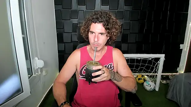 joaquin420 hot online show from June 8, 2026, 7:14 pm