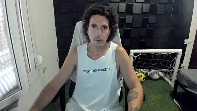 joaquin420 hot online show from June 26, 2026, 8:09 am