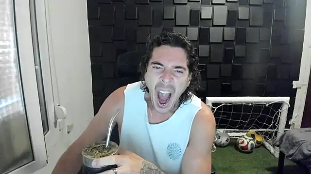joaquin420 hot online show from June 28, 2026, 6:09 am
