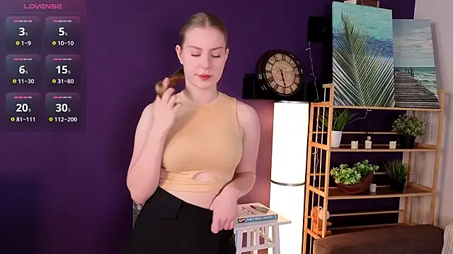 Snapshot of CharityKhamo chatting on March 21, 2026, 3:08 am CharityKhamo online show from March 21, 2026, 3:08 am