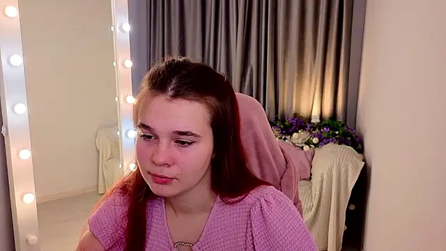 Snapshot of Monaswetty chatting on March 25, 2026, 5:29 am Monaswetty online show from March 25, 2026, 5:29 am