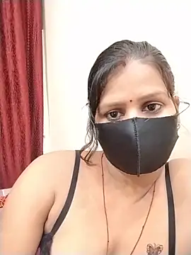 ankita077 online show from June 8, 2026, 4:13 am