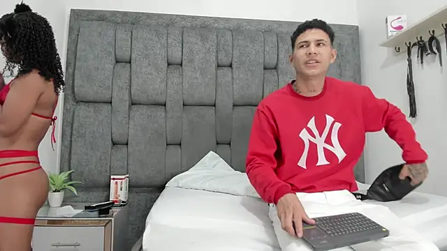 NaughtyVibes OS online show from June 9, 2026, 2:23 am