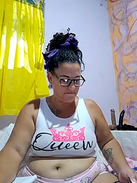 Snapshot of Monalinda-hot chatting on February 21, 2026, 9:44 am Monalinda-hot online show from February 21, 2026, 9:44 am