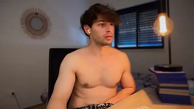 Leo Justin25 online show from March 13, 2026, 4:23 pm