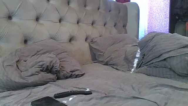 Shailadiess online show from April 29, 2026, 4:49 am