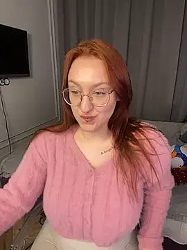 SpicyFox  online show from July 8, 2026, 3:24 pm
