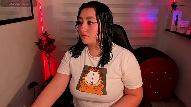 Emily Jonesh online show from July 3, 2026, 12:22 pm