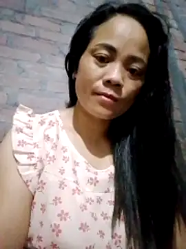 molly-xx online show from June 16, 2026, 7:36 pm