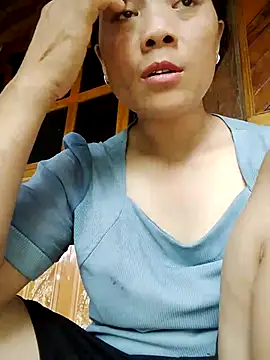molly-xx online show from June 21, 2026, 7:58 am