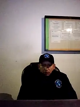 Snapshot of Hachi28 chatting on March 9, 2026, 9:02 am Hachi28 online show from March 9, 2026, 9:02 am