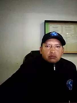 Snapshot of Hachi28 chatting on March 15, 2026, 2:07 am Hachi28 online show from March 15, 2026, 2:07 am