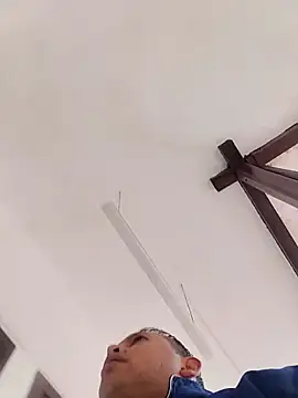 Snapshot of Hachi28 chatting on April 9, 2026, 4:57 pm Hachi28 online show from April 9, 2026, 4:57 pm