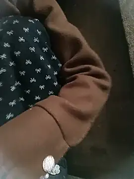 Snapshot of Aron1133 chatting on March 14, 2026, 5:24 am Aron1133 online show from March 14, 2026, 5:24 am