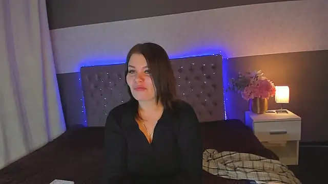 Snapshot of AmandaHoppe chatting on March 13, 2026, 5:56 am AmandaHoppe online show from March 13, 2026, 5:56 am