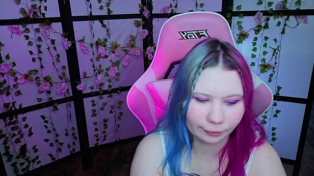 kitsune little online show from June 11, 2026, 12:32 am