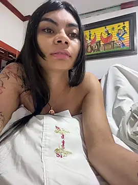 eimmy  skinny online show from June 4, 2026, 9:08 pm