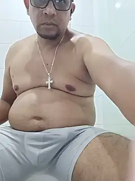gordogruesa online show from May 21, 2026, 2:31 am