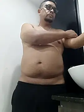 Snapshot of gordogruesa chatting on April 13, 2026, 1:09 am gordogruesa online show from April 13, 2026, 1:09 am