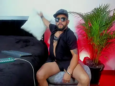 King bear 25 online show from March 2, 2026, 3:40 am