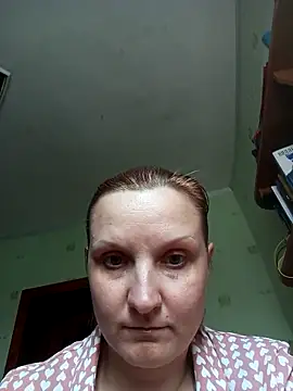 SusanGold9211 online show from March 25, 2026, 9:52 am