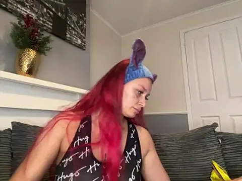 FoxyValentine online show from June 17, 2026, 3:00 pm