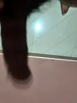 in your dreamslove  online show from March 8, 2026, 3:26 pm