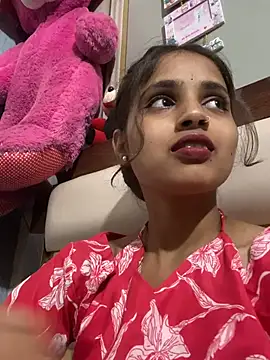 samayra1144 online show from June 19, 2026, 4:02 pm