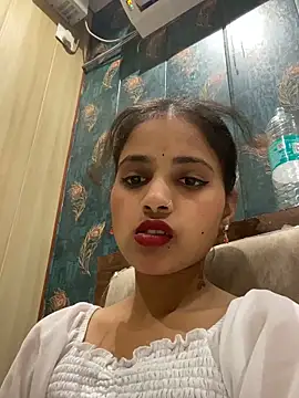samayra1144 online show from June 8, 2026, 11:22 am