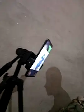 Snapshot of mimpake chatting on April 15, 2026, 5:57 am mimpake online show from April 15, 2026, 5:57 am