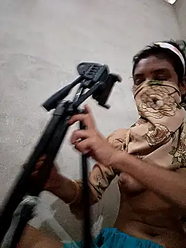 Snapshot of mimpake chatting on April 13, 2026, 8:07 am mimpake online show from April 13, 2026, 8:07 am