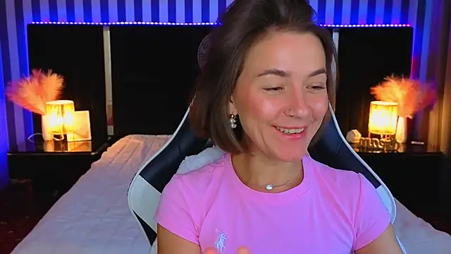 Snapshot of GracefulMichelle chatting on July 5, 2026, 4:19 am GracefulMichelle online show from July 5, 2026, 4:19 am