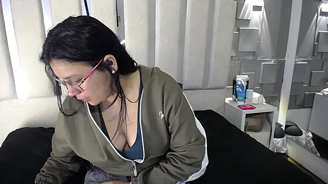 Snapshot of belen_green chatting on June 6, 2026, 11:15 am belen green online show from June 6, 2026, 11:15 am