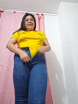 Snapshot of belen_green chatting on June 8, 2026, 12:49 am belen green online show from June 8, 2026, 12:49 am