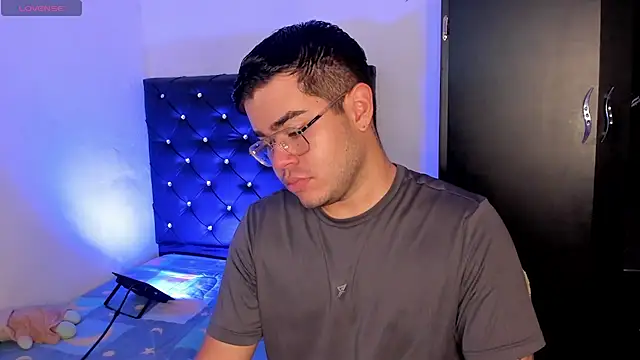 Snapshot of Joseph_connor5 chatting on April 9, 2026, 6:19 am Joseph connor5 online show from April 9, 2026, 6:19 am