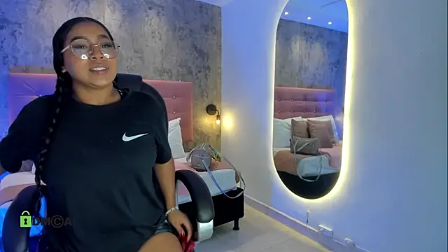 brithanycampbell online show from May 17, 2026, 12:05 pm