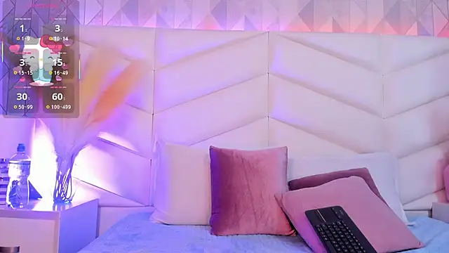 Bella  Peach online show from July 3, 2026, 3:46 am