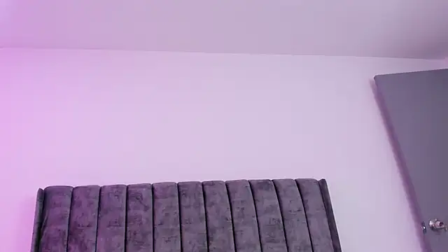 Snapshot of Evelin__thompsson chatting on May 31, 2026, 3:12 am Evelin thompsson online show from May 31, 2026, 3:12 am
