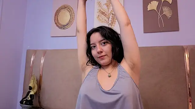 Chloe Noire online show from May 24, 2026, 3:50 am