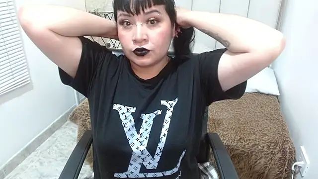 jackie tk online show from July 10, 2026, 7:47 pm