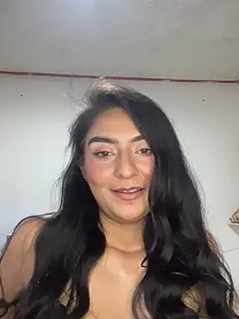 marielijimenez  online show from July 27, 2026, 11:17 am