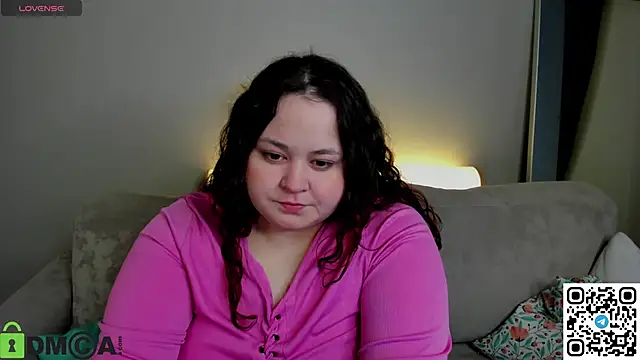 MoonlitAdele online show from April 3, 2026, 1:23 am